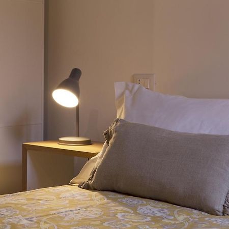 Cozy Apartment In Via Degli Spagnoli - FromhometoRoma Eksteriør bilde