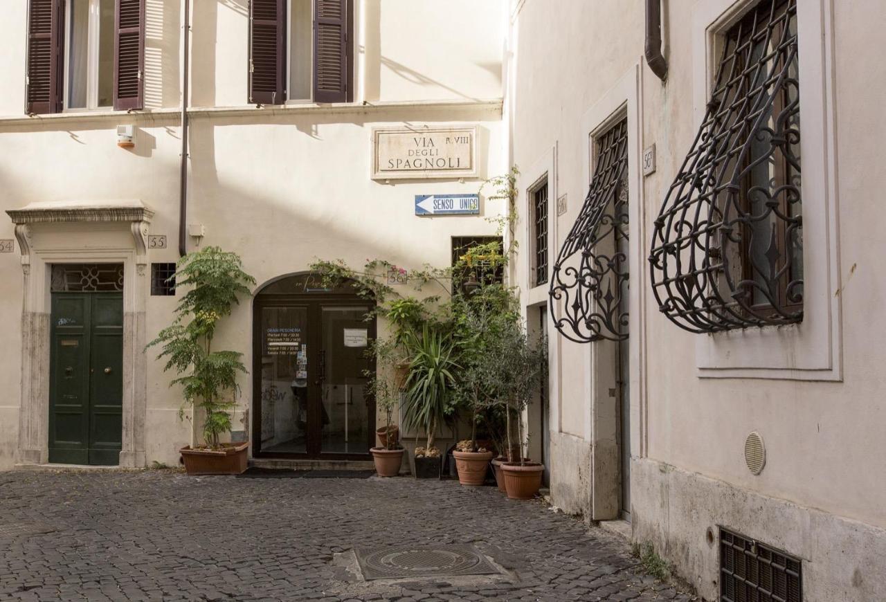 Cozy Apartment In Via Degli Spagnoli - FromhometoRoma Eksteriør bilde