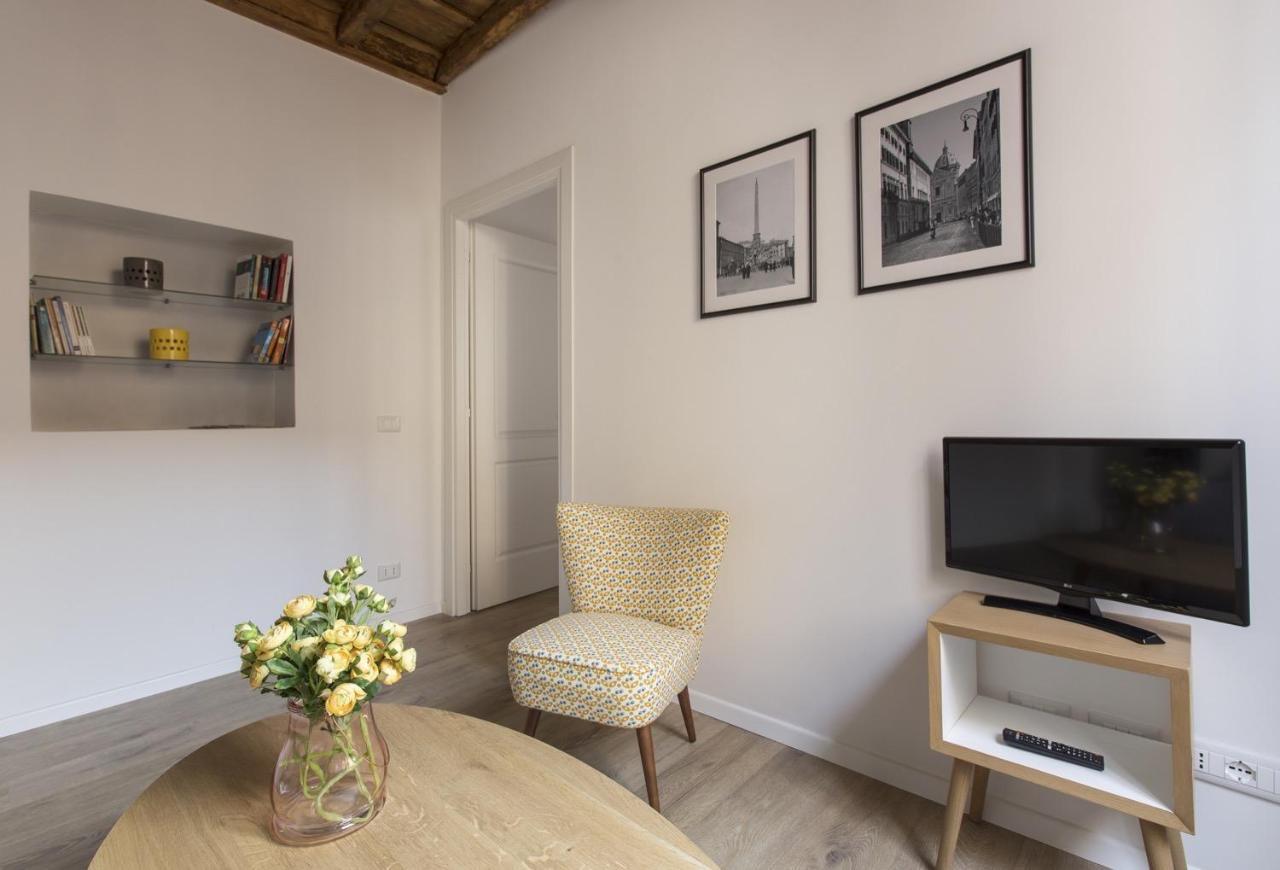 Cozy Apartment In Via Degli Spagnoli - FromhometoRoma Eksteriør bilde