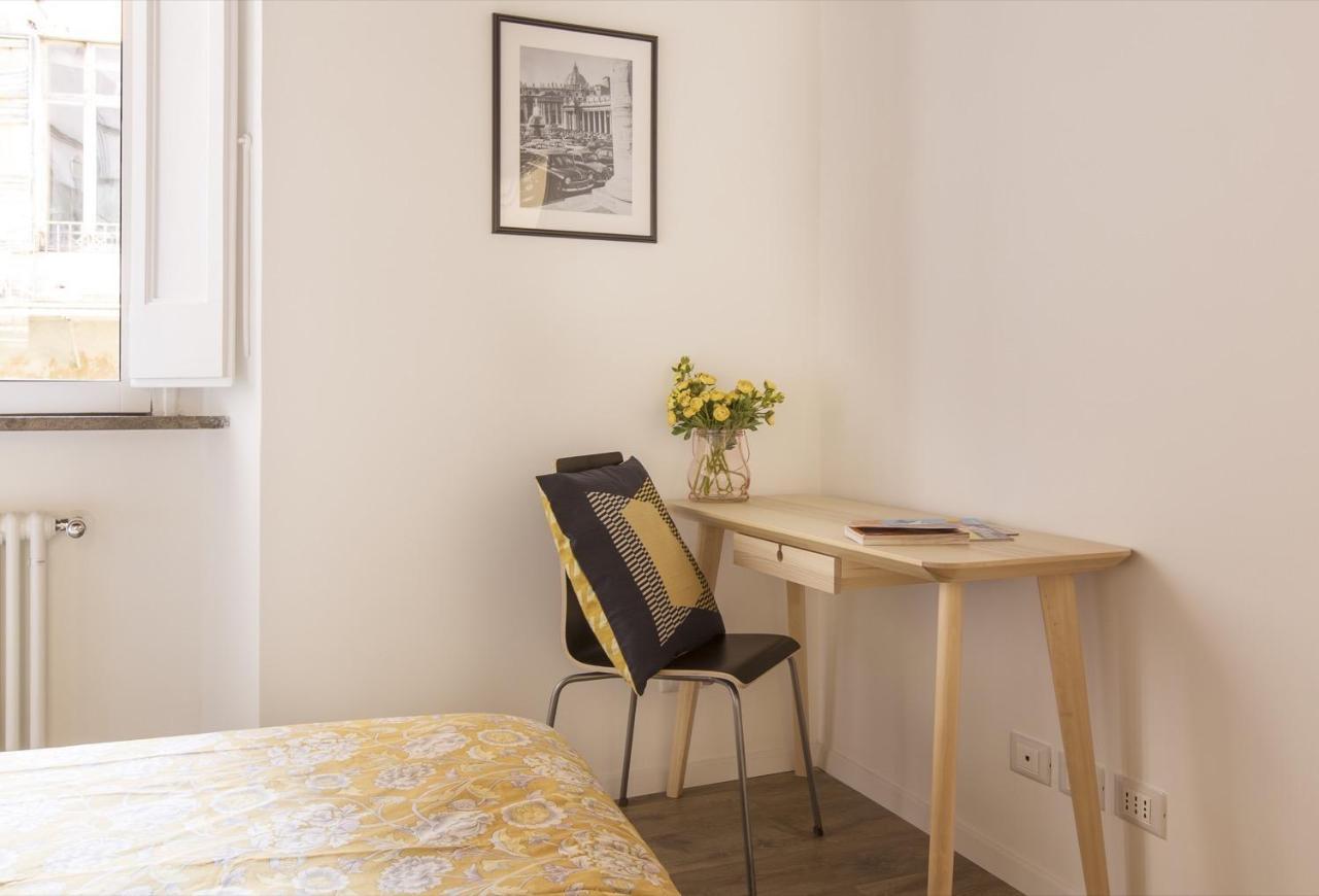 Cozy Apartment In Via Degli Spagnoli - FromhometoRoma Eksteriør bilde